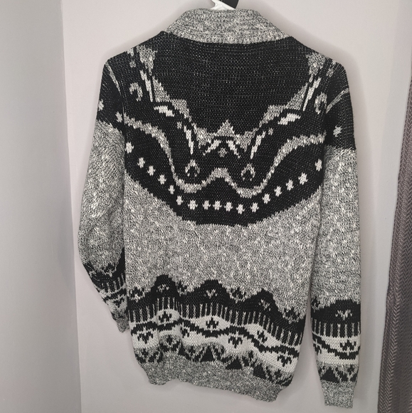 Adele Knitwear patterned sweater - Picture 2 of 5